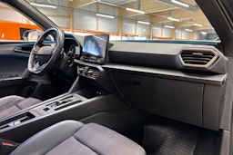 met. harmaa CUPRA Leon 2022 kuva 14.