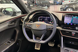 sininen CUPRA Leon 2022 kuva 15.