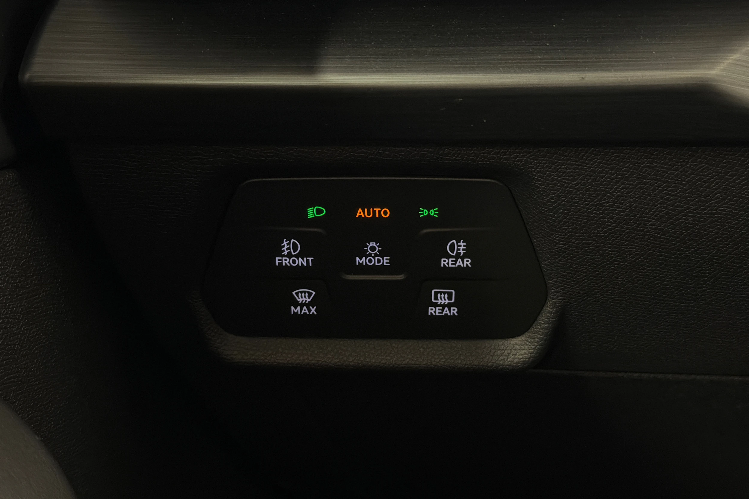 sininen CUPRA Leon 2022 kuva 19.