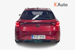 Punainen CUPRA Leon 2023 kuva 3.