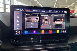 Punainen CUPRA Leon 2023 kuva 16.