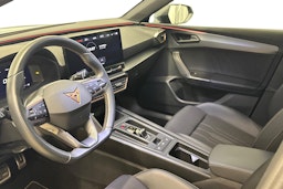 harmaa CUPRA Leon 2023 kuva 7.