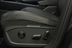 harmaa CUPRA Leon 2023 kuva 16.