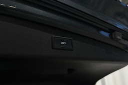 harmaa CUPRA Leon 2023 kuva 32.