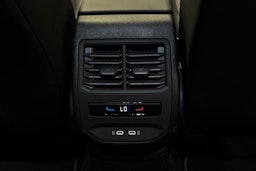 harmaa CUPRA Leon 2023 kuva 33.