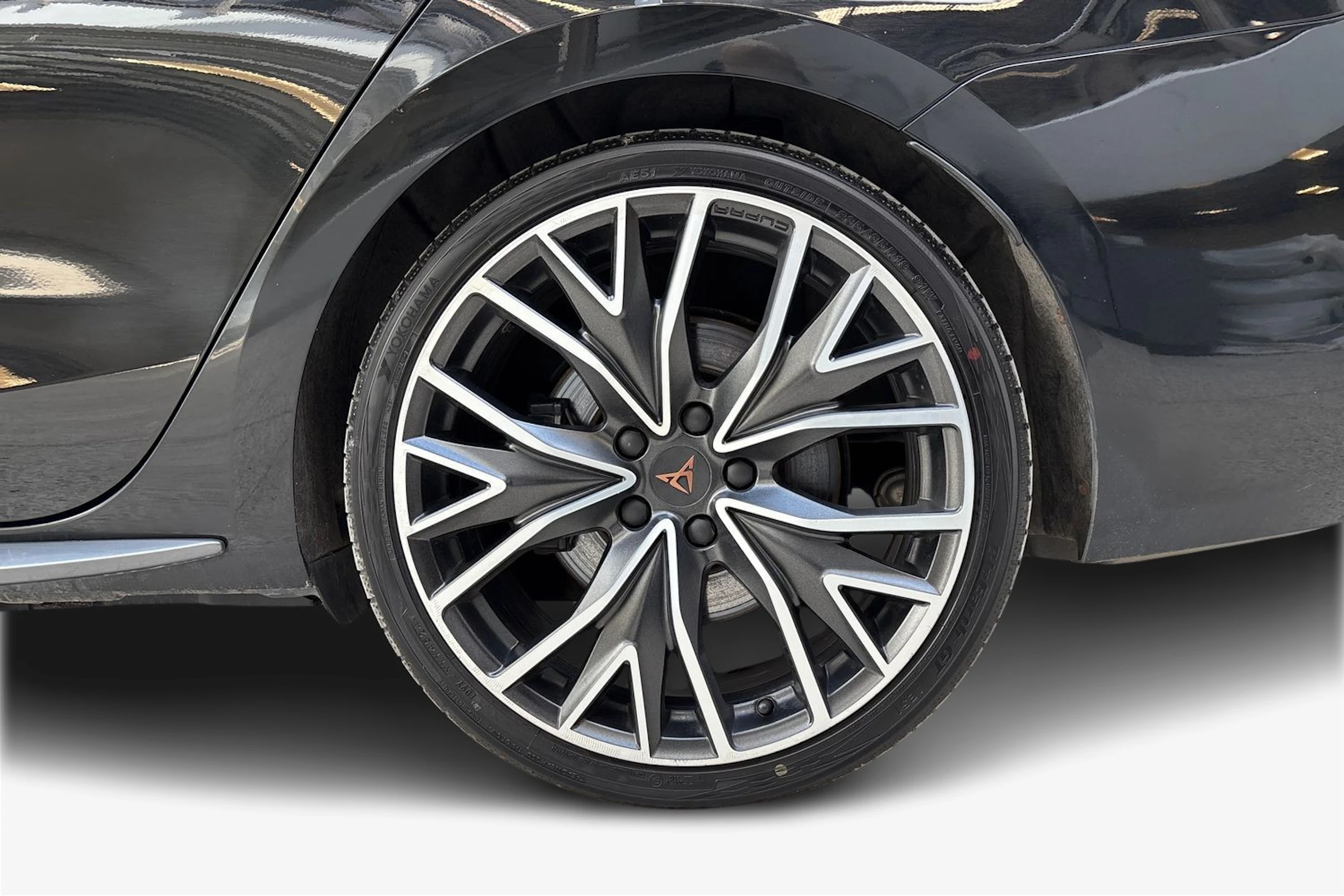 musta CUPRA Leon Sportstourer 2024 kuva 12.
