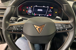 met. musta CUPRA Leon Sportstourer 2021 kuva 18.