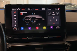 harmaa CUPRA Leon Sportstourer 2021 kuva 26.