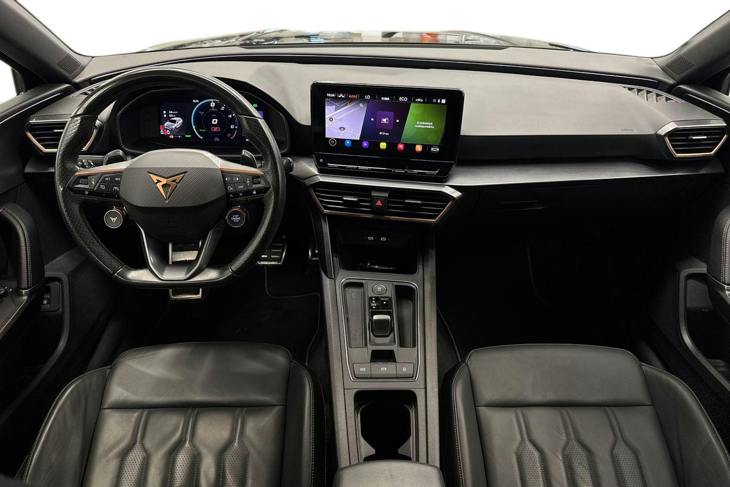 musta CUPRA Leon Sportstourer 2021 kuva 9.