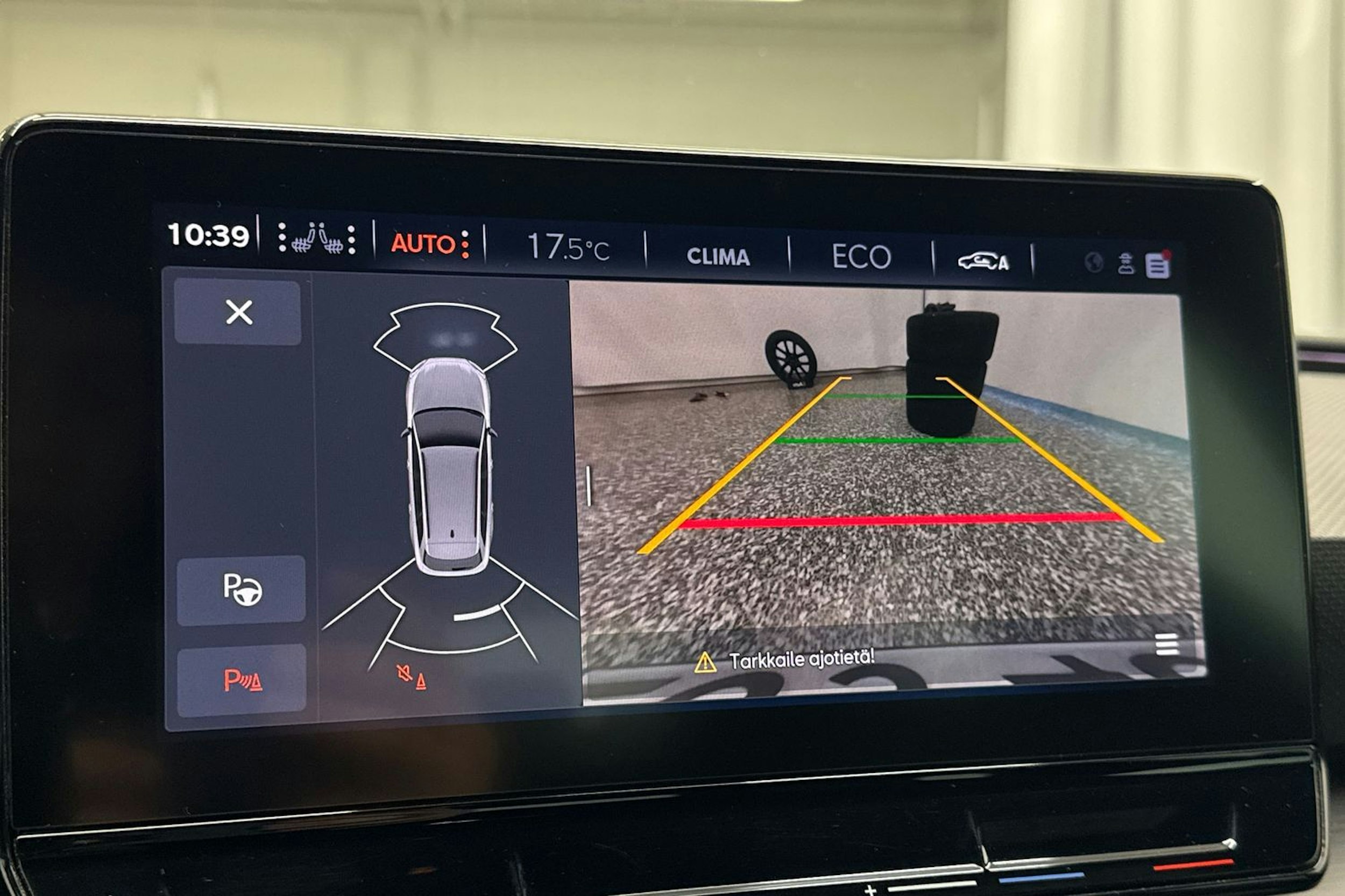 musta CUPRA Leon Sportstourer 2021 kuva 27.