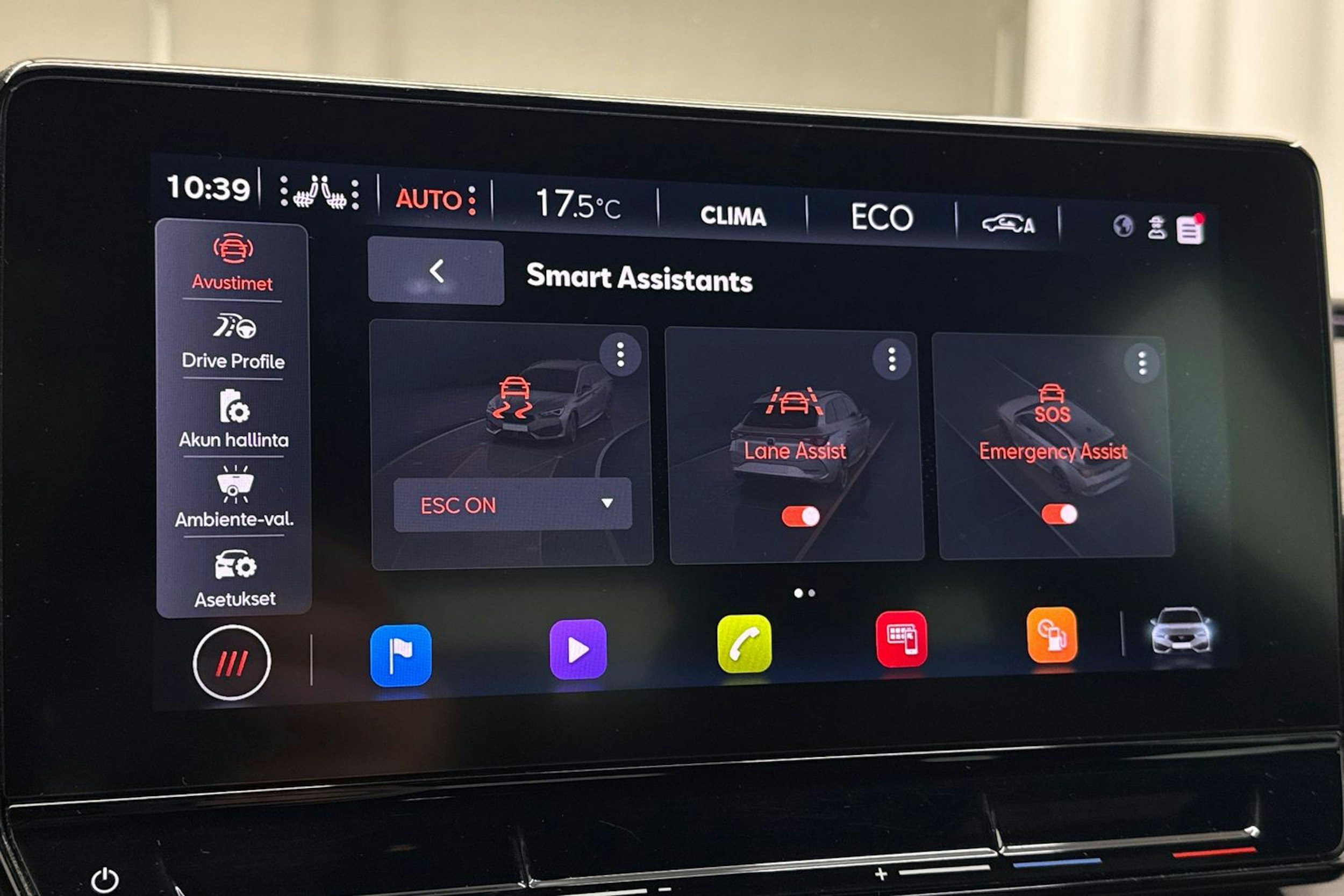 musta CUPRA Leon Sportstourer 2021 kuva 28.