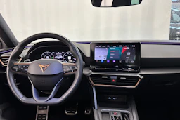 valkoinen CUPRA Leon Sportstourer 2021 kuva 12.