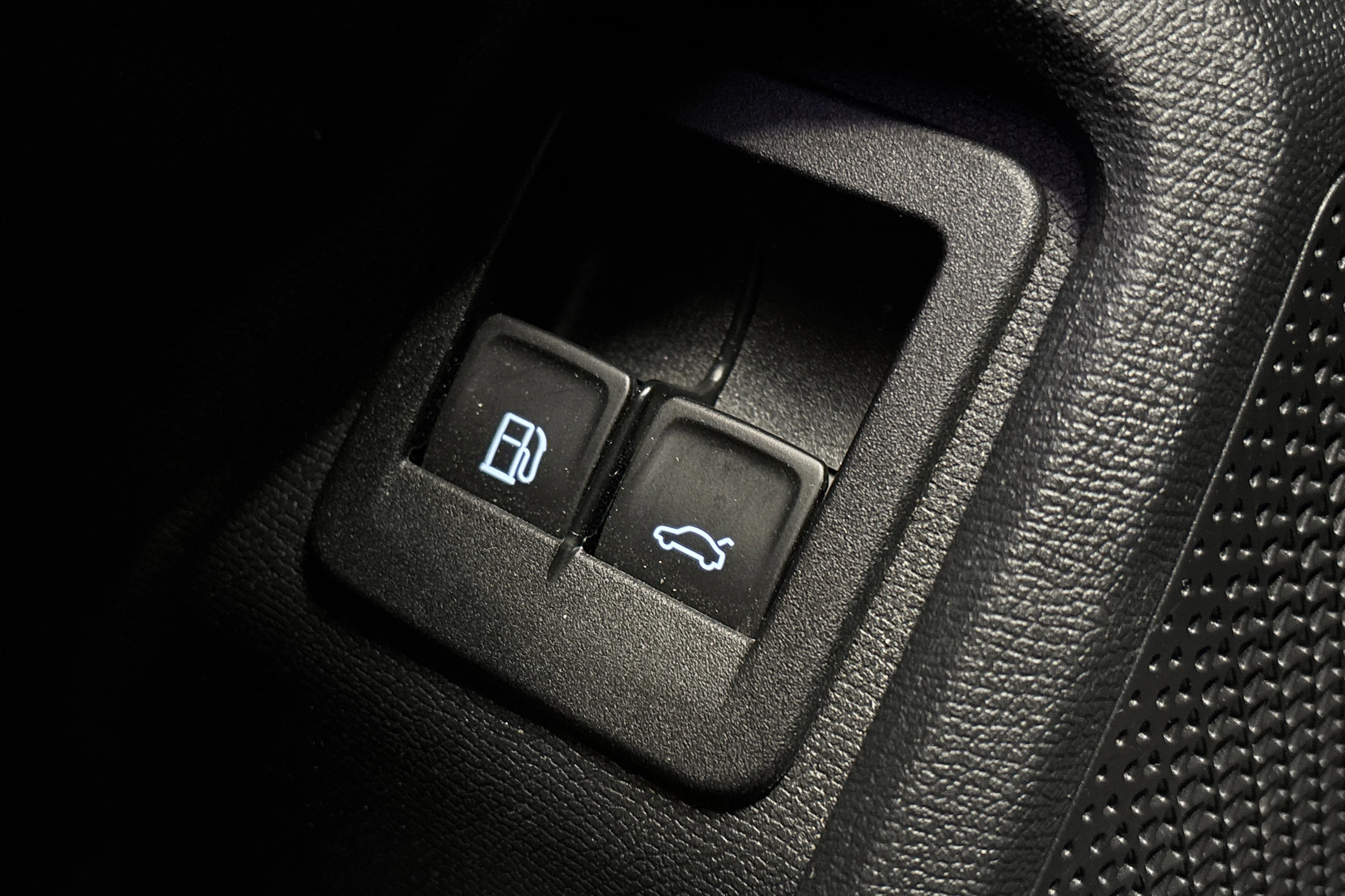 valkoinen CUPRA Leon Sportstourer 2021 kuva 27.