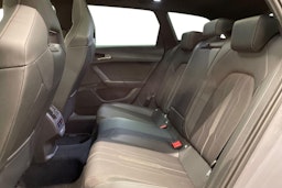 harmaa CUPRA Leon Sportstourer 2021 kuva 10.