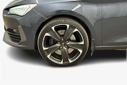 harmaa CUPRA Leon Sportstourer 2021 kuva 9.