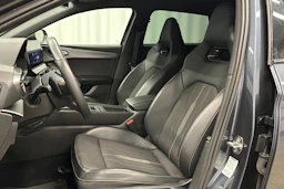 harmaa CUPRA Leon Sportstourer 2021 kuva 11.