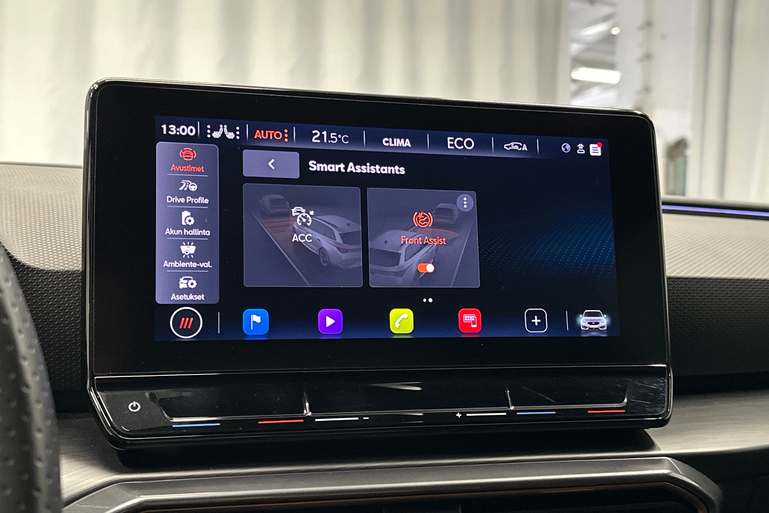 harmaa CUPRA Leon Sportstourer 2021 kuva 22.