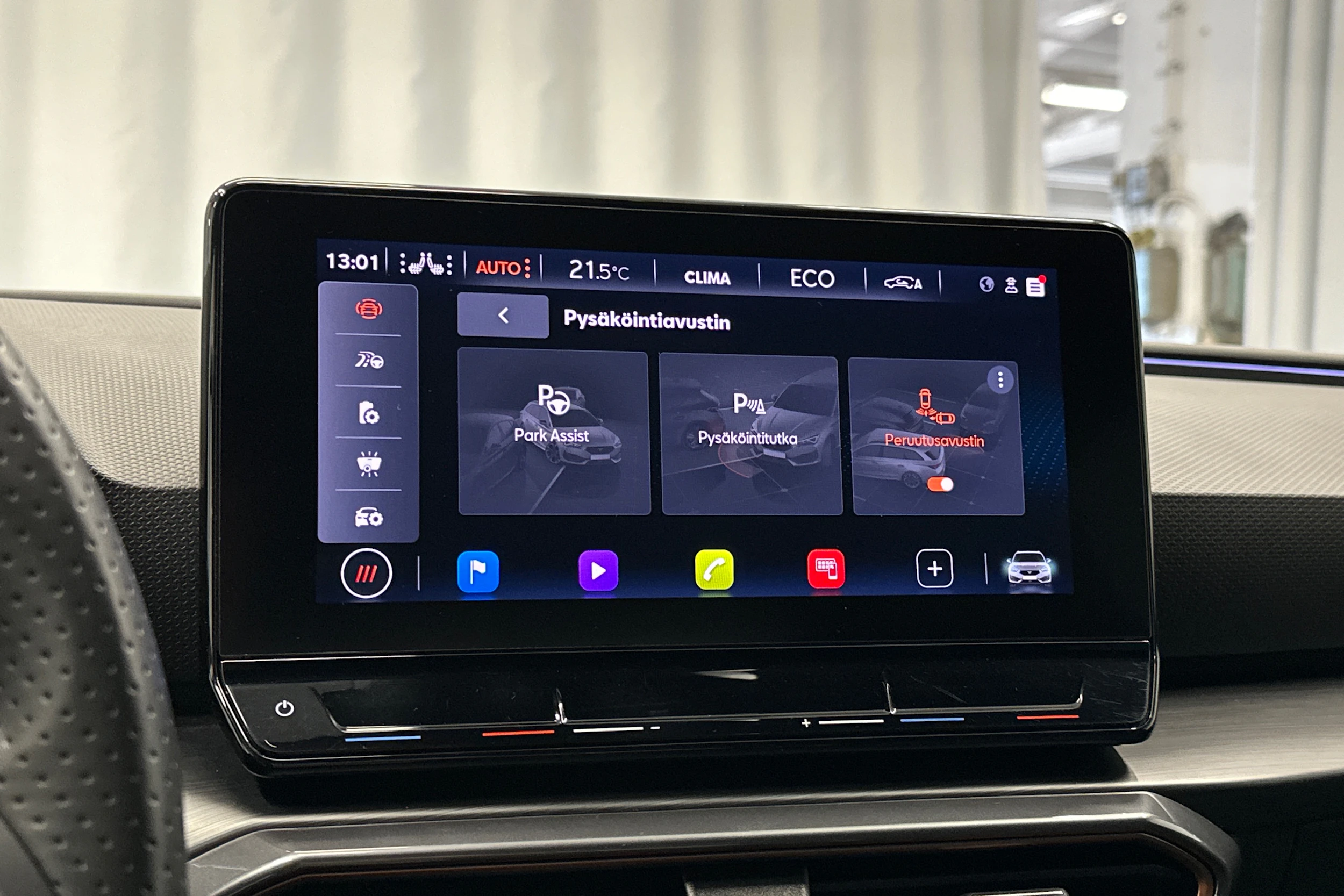 harmaa CUPRA Leon Sportstourer 2021 kuva 24.