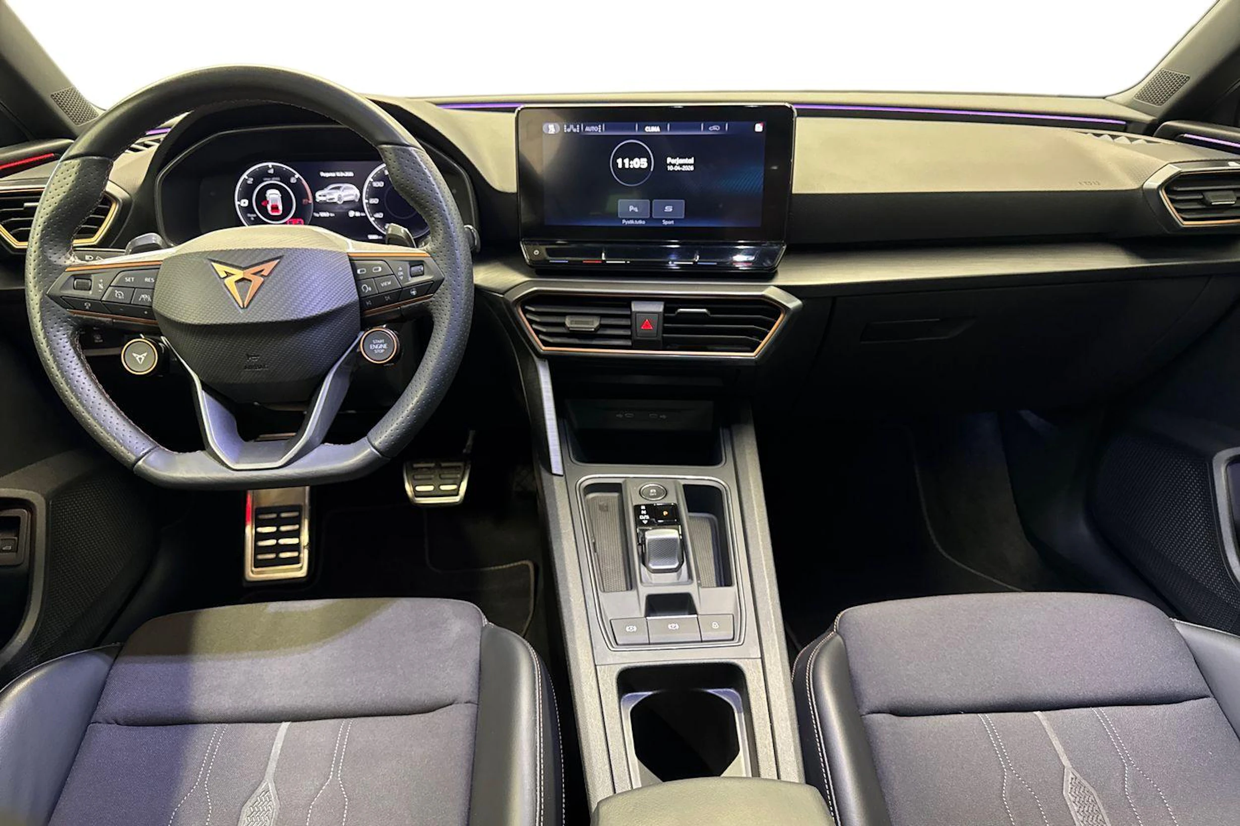 harmaa CUPRA Leon Sportstourer 2021 kuva 7.