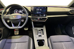 harmaa CUPRA Leon Sportstourer 2021 kuva 7.