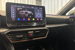 harmaa CUPRA Leon Sportstourer 2021 kuva 11.