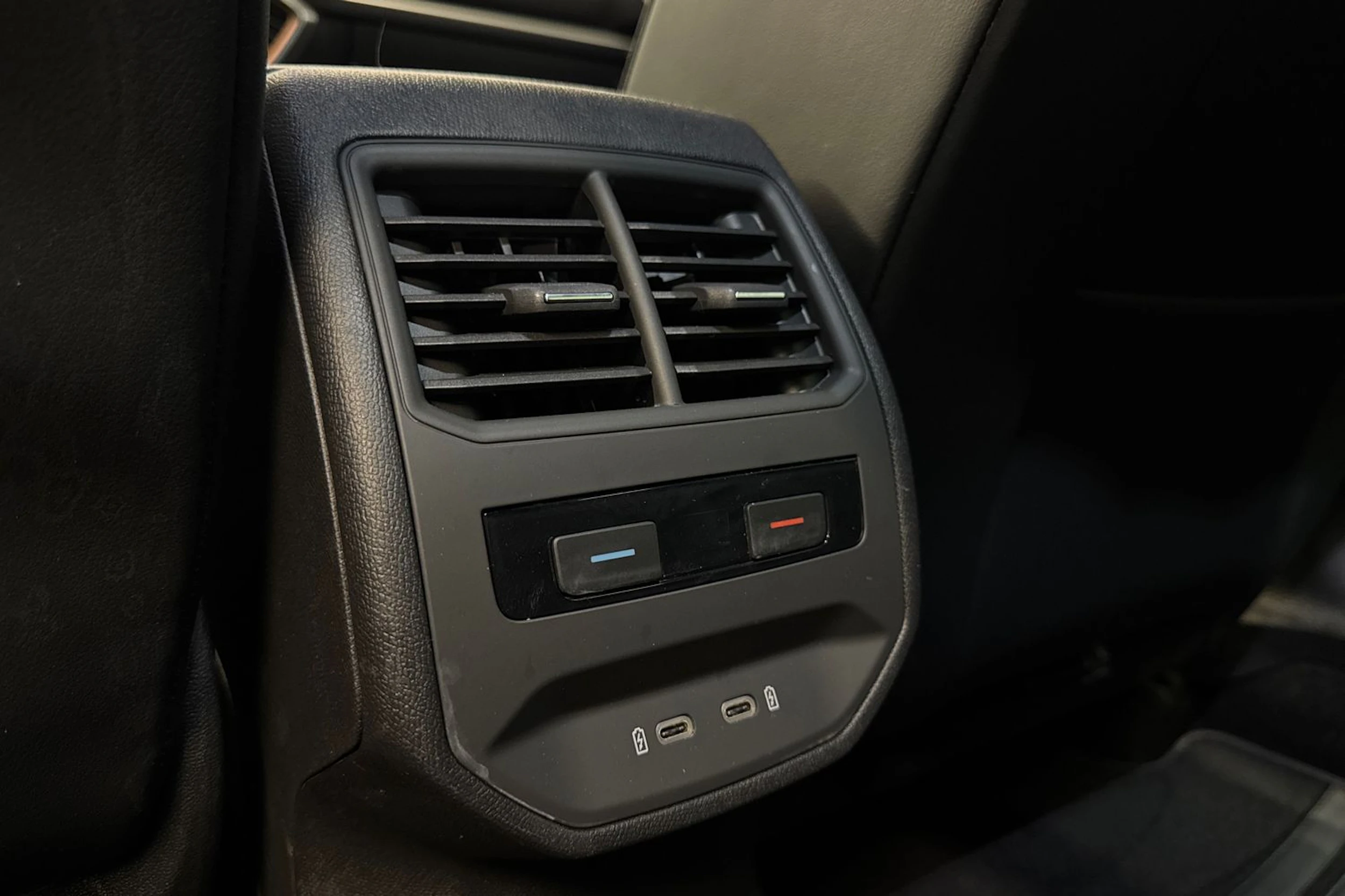 harmaa CUPRA Leon Sportstourer 2021 kuva 17.