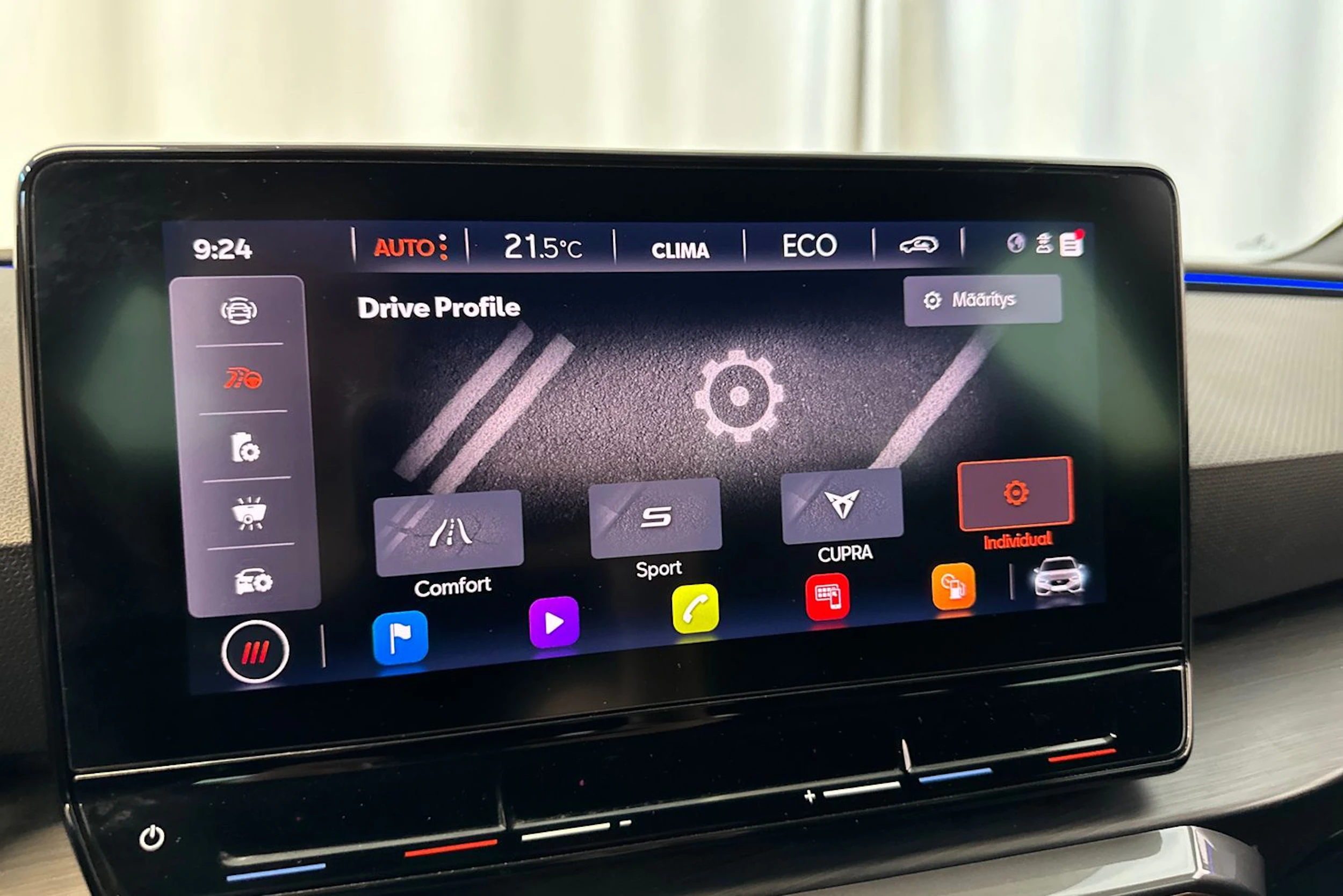 harmaa CUPRA Leon Sportstourer 2021 kuva 22.