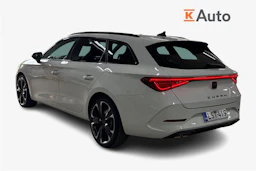 valkoinen CUPRA Leon Sportstourer 2021 kuva 3.