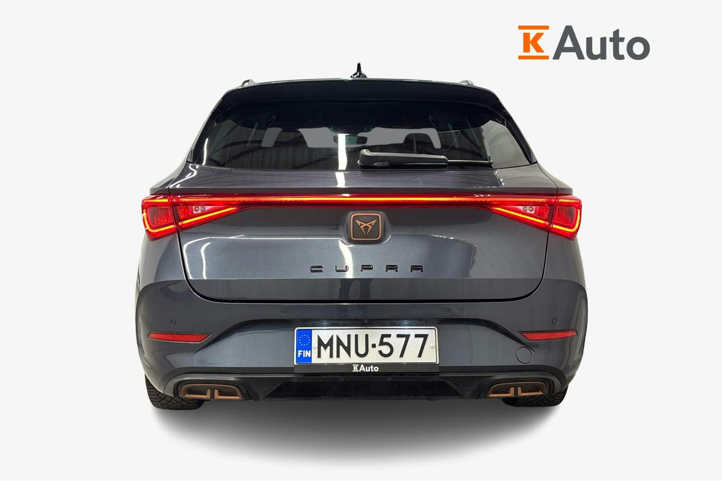 harmaa CUPRA Leon Sportstourer 2021 kuva 3.