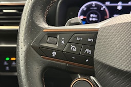 harmaa CUPRA Leon Sportstourer 2021 kuva 14.