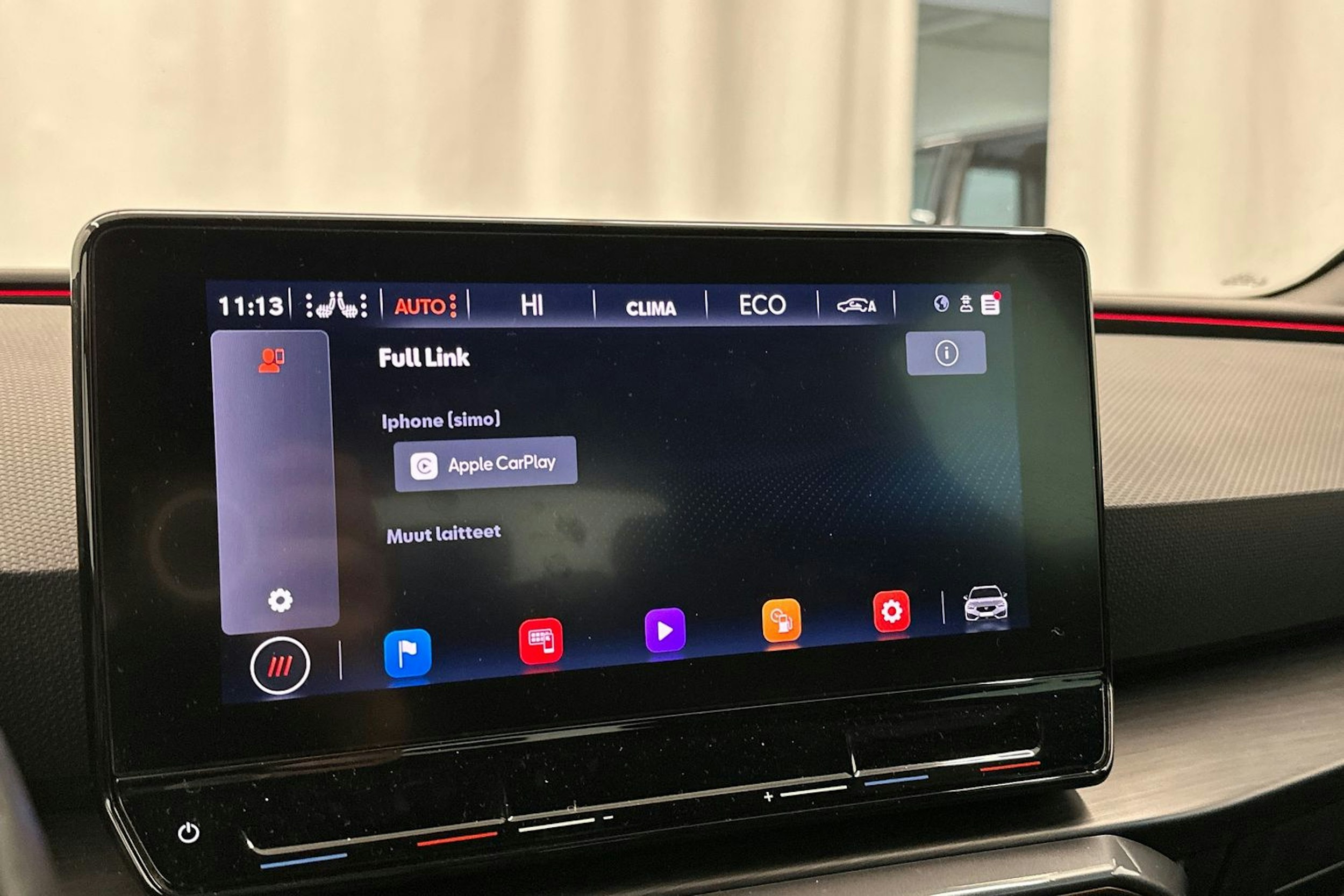 harmaa CUPRA Leon Sportstourer 2021 kuva 18.