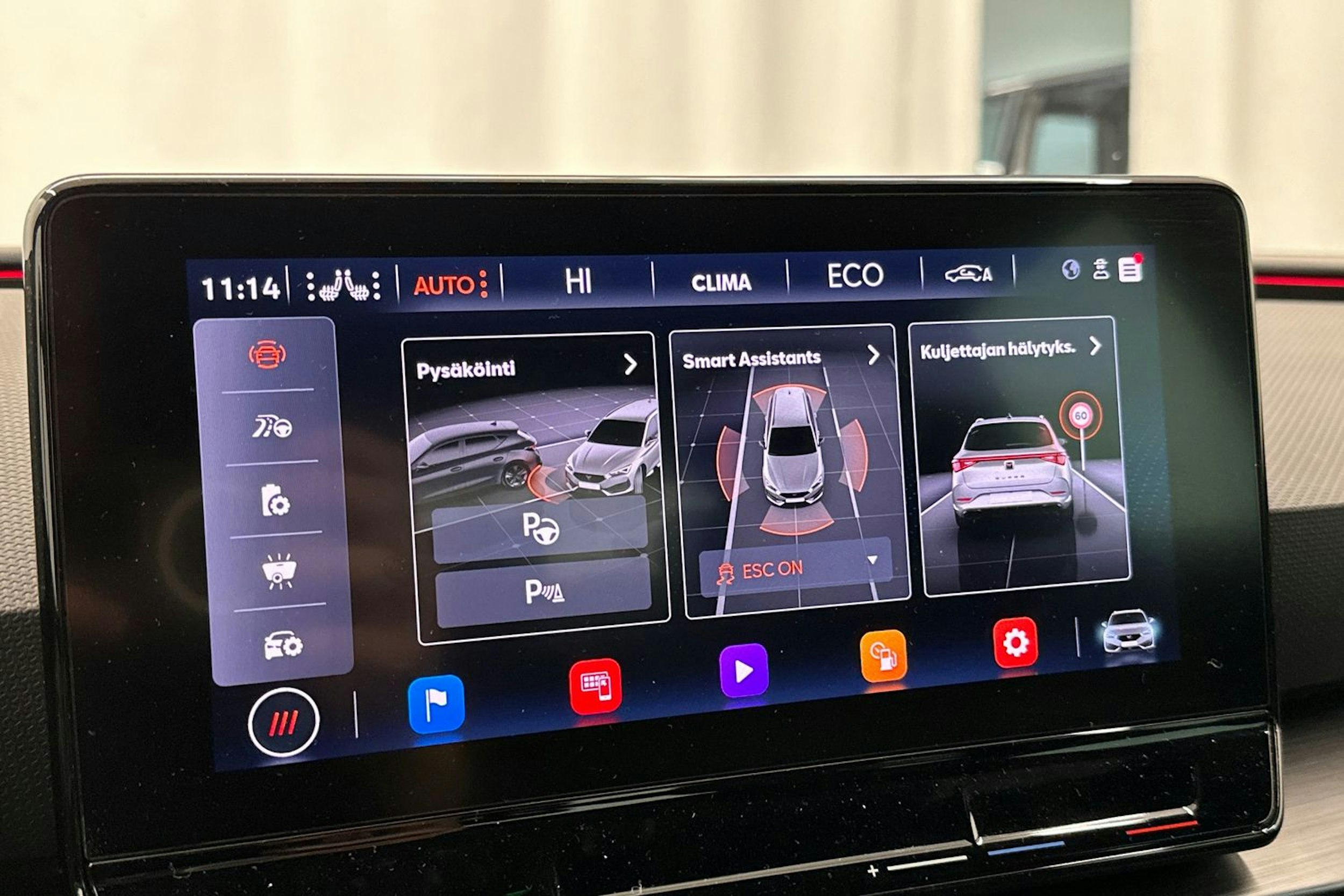 harmaa CUPRA Leon Sportstourer 2021 kuva 19.