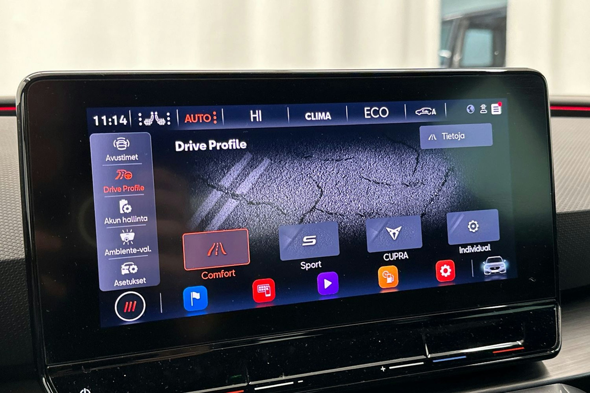 harmaa CUPRA Leon Sportstourer 2021 kuva 20.