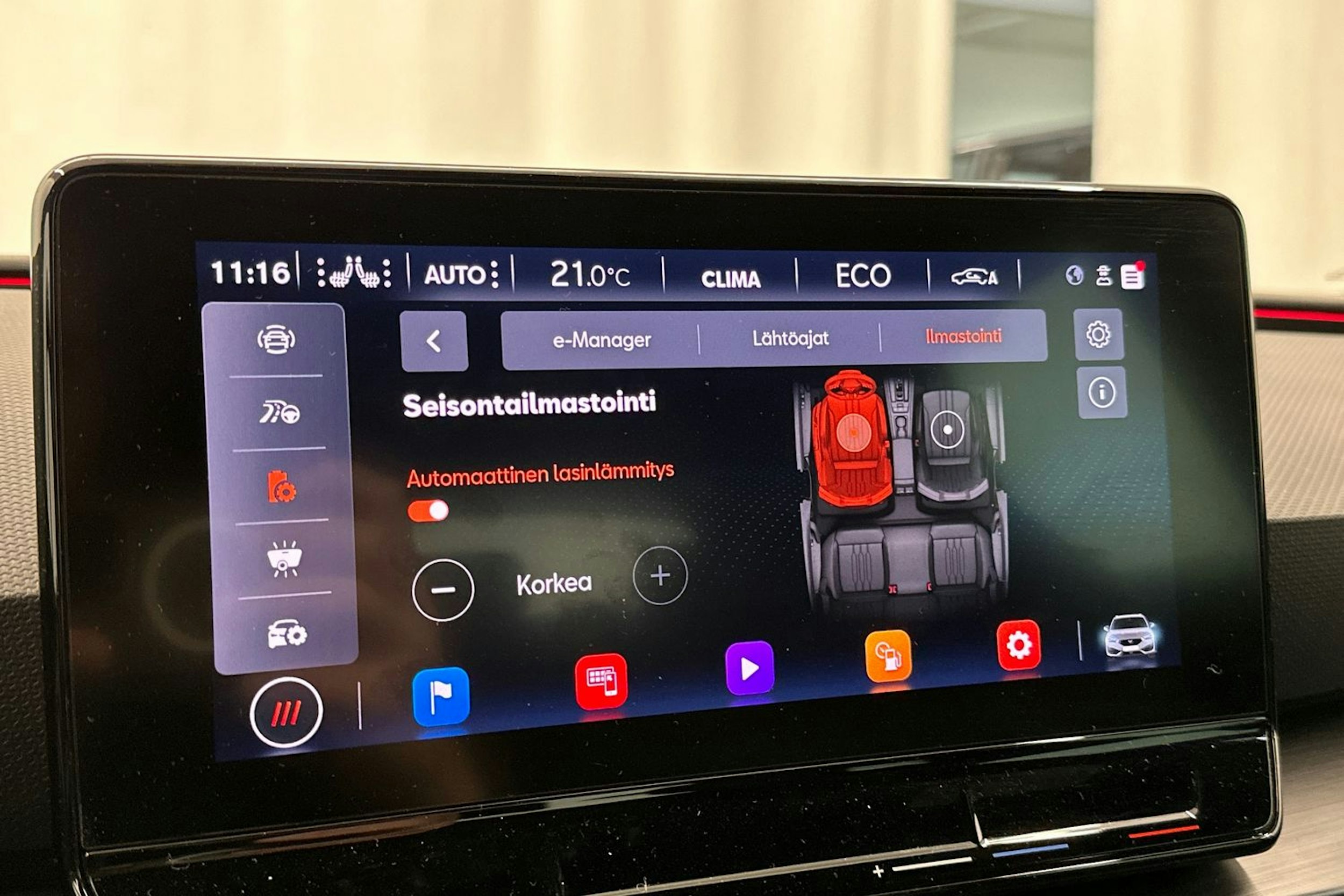 harmaa CUPRA Leon Sportstourer 2021 kuva 24.