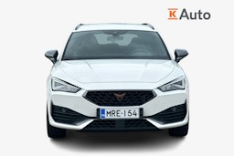 valkoinen CUPRA Leon Sportstourer 2021 kuva 4.