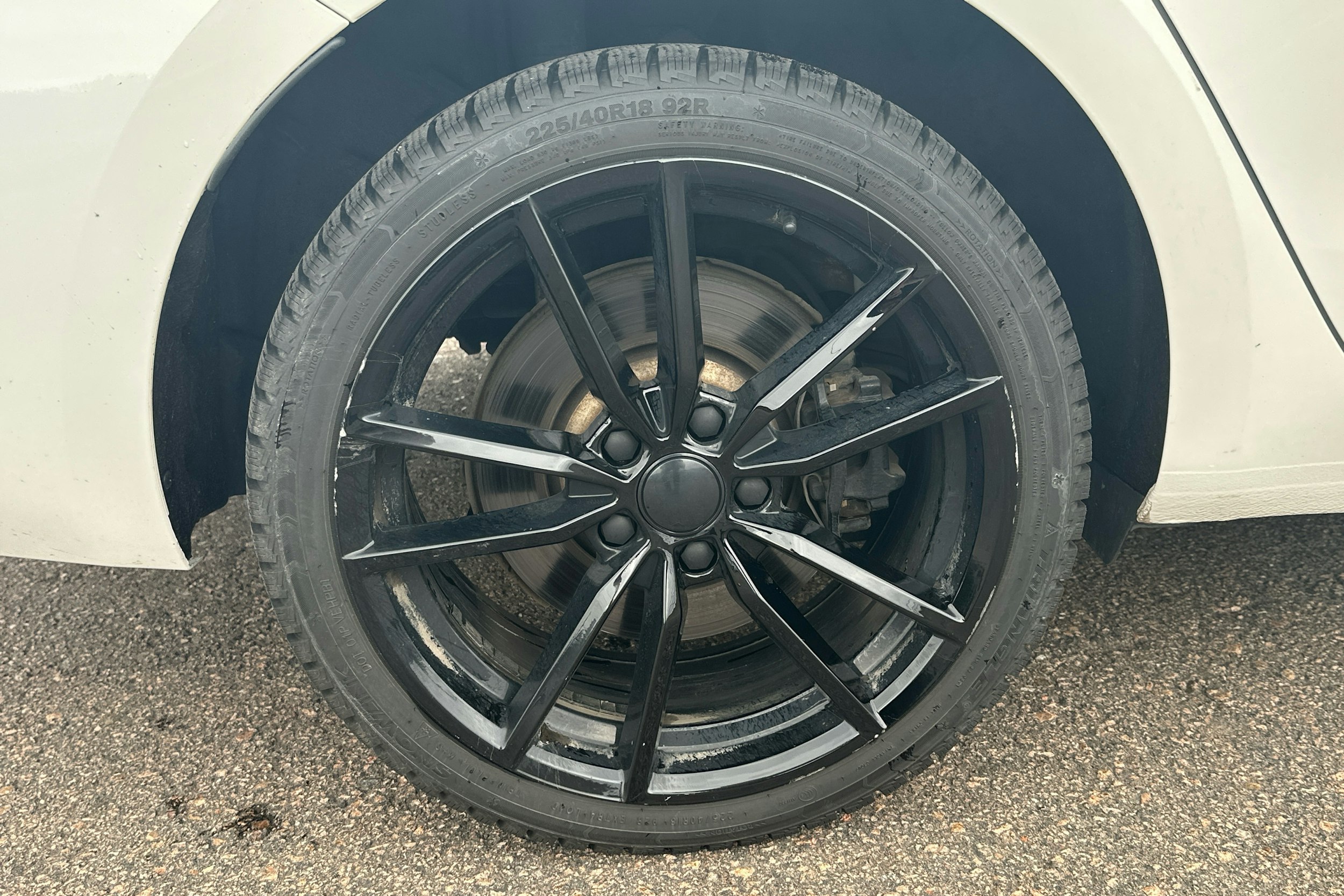 valkoinen CUPRA Leon Sportstourer 2021 kuva 9.