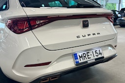 valkoinen CUPRA Leon Sportstourer 2021 kuva 15.