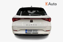 valkoinen CUPRA Leon Sportstourer 2021 kuva 3.