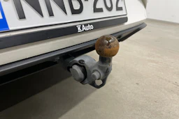 valkoinen CUPRA Leon Sportstourer 2021 kuva 13.