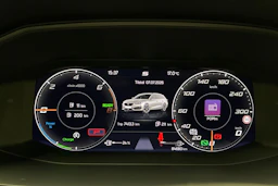 valkoinen CUPRA Leon Sportstourer 2021 kuva 14.