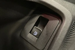 valkoinen CUPRA Leon Sportstourer 2021 kuva 24.