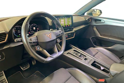 musta CUPRA Leon Sportstourer 2021 kuva 6.