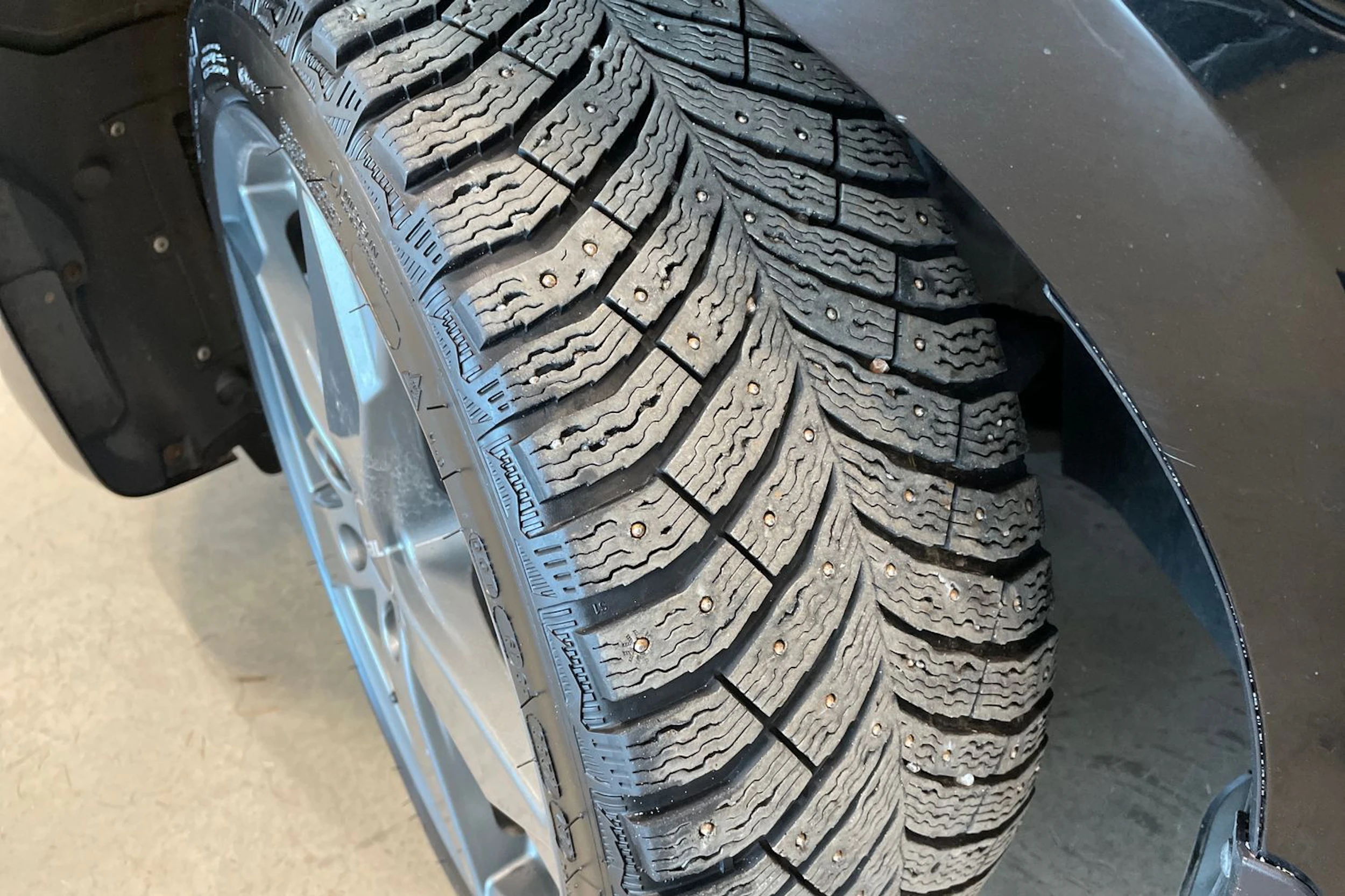 musta CUPRA Leon Sportstourer 2021 kuva 10.