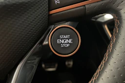 musta CUPRA Leon Sportstourer 2021 kuva 15.