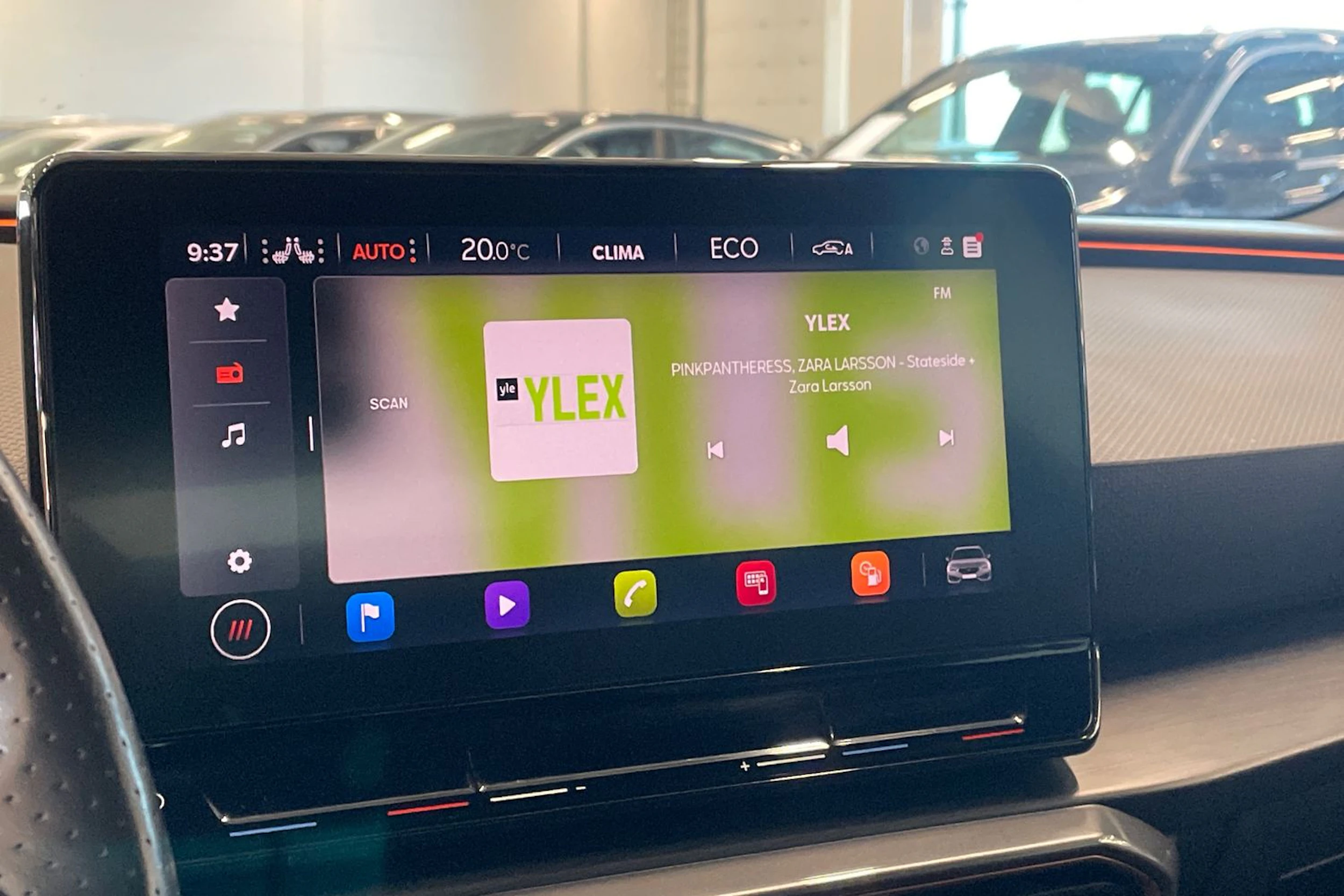 musta CUPRA Leon Sportstourer 2021 kuva 18.