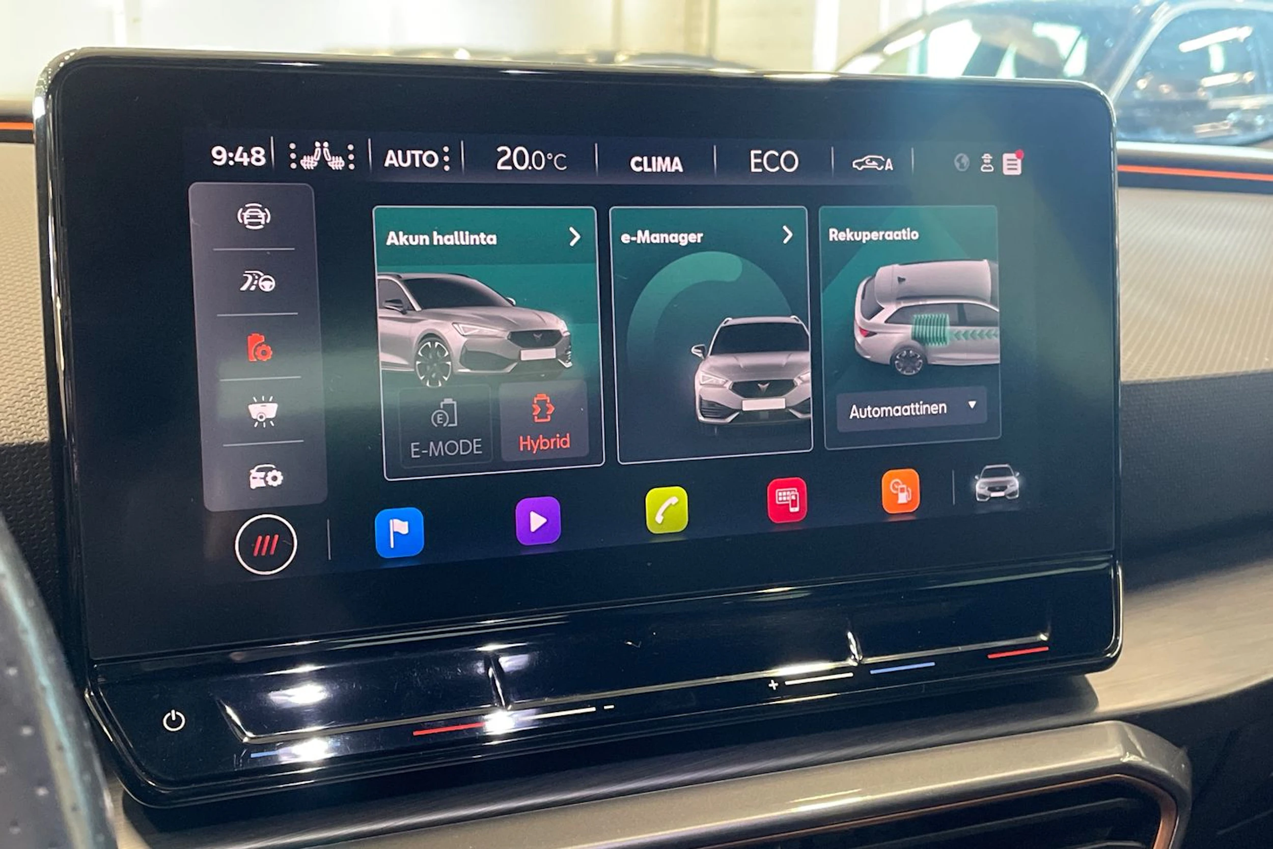 musta CUPRA Leon Sportstourer 2021 kuva 22.