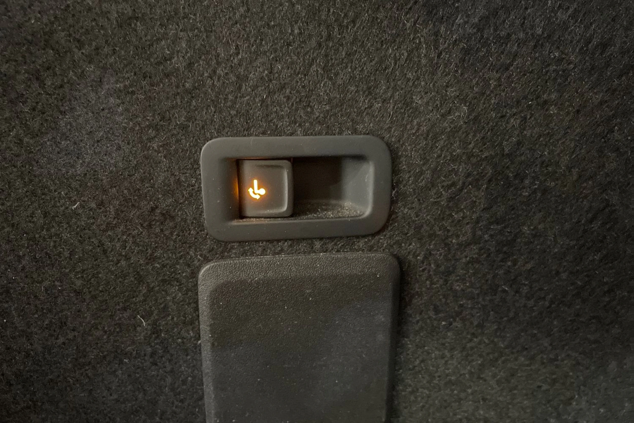 musta CUPRA Leon Sportstourer 2021 kuva 34.