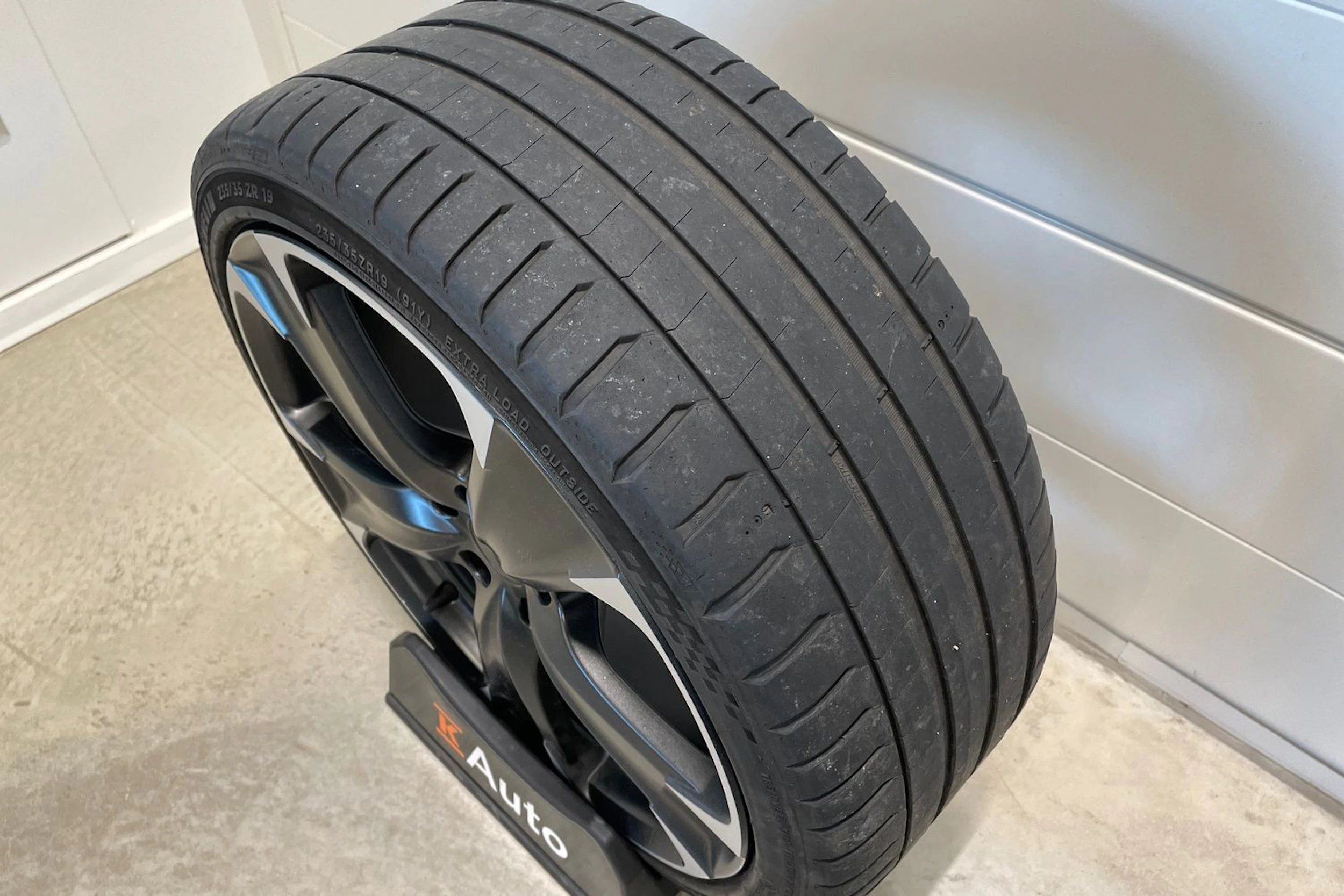 musta CUPRA Leon Sportstourer 2021 kuva 39.