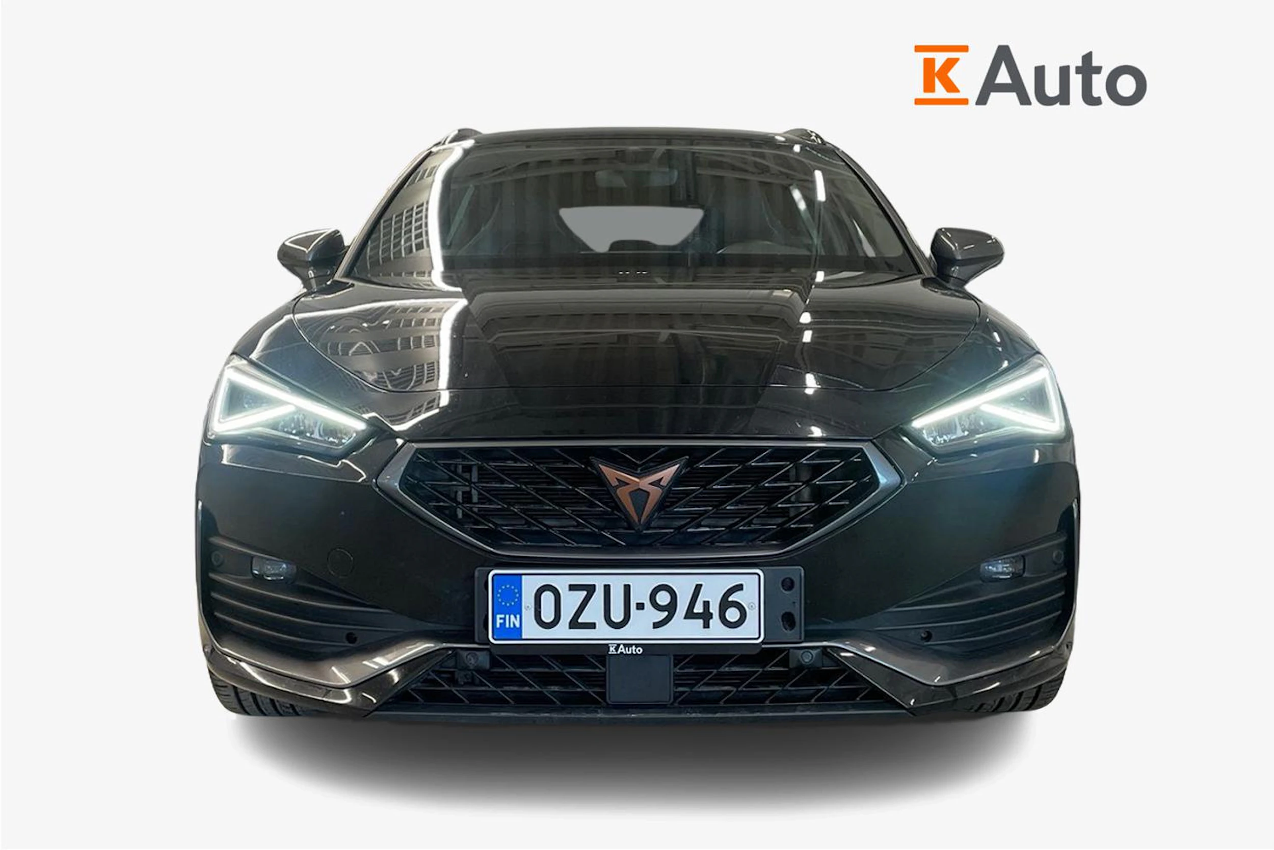 musta CUPRA Leon Sportstourer 2021 kuva 5.