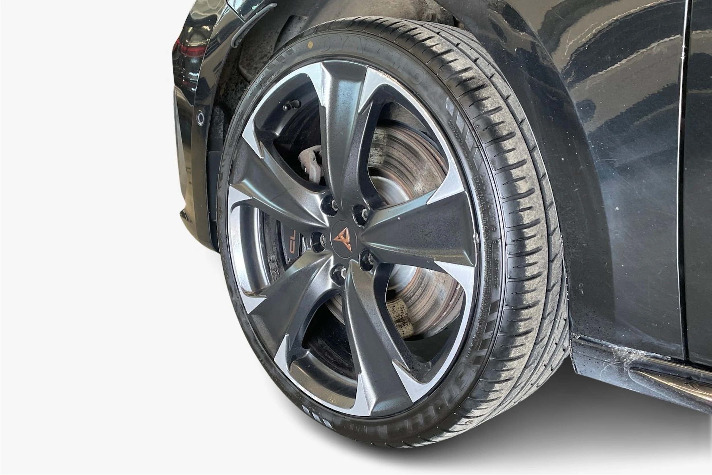 musta CUPRA Leon Sportstourer 2021 kuva 12.